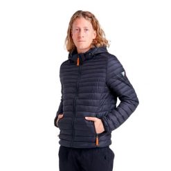 Męska kurtka Leone z kapturem i zamkiem Basic. Czarne kurtki męskie LEONE 1947 APPAREL, l, bez wzorów, z tkaniny, trekkingowe. W wyprzedaży za 279.50 zł.