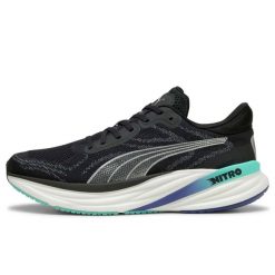 Buty Do Biegania Puma Magnify Nitro 2 Dorosłych. Czarne buty sportowe męskie Puma, z materiału, bez zapięcia, do biegania. Za 859.99 zł.