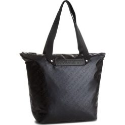 Torebka CALVIN KLEIN - City To Beach Shoppe K60K604297 910. Czarne torebki do ręki damskie Calvin Klein, z materiału. Za 549.00 zł.