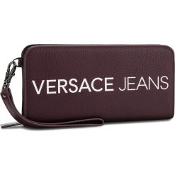 Duży Portfel Damski VERSACE JEANS - E3VSBPB1 70709 331. Czerwone portfele damskie Versace Jeans, z jeansu. Za 349.00 zł.