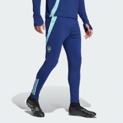 Spodnie Arsenal Tiro 24 Training. Niebieskie spodnie sportowe męskie Adidas, xl, bez wzorów, z dresówki, do piłki nożnej. Za 299.00 zł.