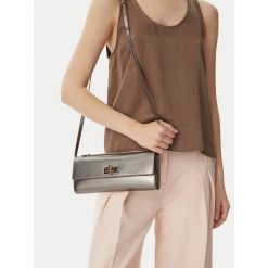 Torebka Furla. Żółte torebki do ręki damskie Furla, bez wzorów, klasyczne, bez dodatków. Za 1,009.00 zł.
