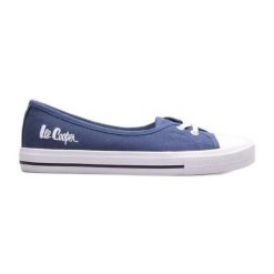 Trampki Lee Cooper LCW-23-31-1789L niebieskie. Niebieskie trampki i tenisówki damskie bez wzorów, z materiału, sportowe, bez zapięcia. Za 263.32 zł.