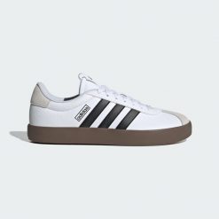 Buty VL Court 3.0. Białe obuwie sportowe damskie Adidas, bez wzorów, ze skóry, trekkingowe. Za 299.00 zł.