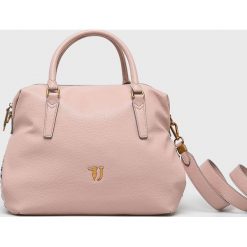 Trussardi Jeans - Torebka 75B00448.9Y099999. Torby na ramię damskie marki TRUSSARDI JEANS. W wyprzedaży za 499.90 zł.