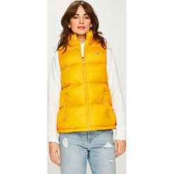 Tommy Jeans - Bezrękawnik. Kurtki damskie marki Tommy Jeans. W wyprzedaży za 539.90 zł.