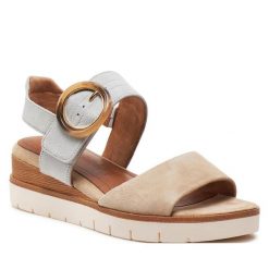 Sandały Tamaris. Brązowe klapki damskie Tamaris, bez wzorów, bez obcasa, na koturnie, bez zapięcia. Za 189.99 zł.