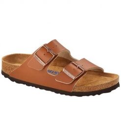Klapki damskie Birkenstock Arizona BS. Brązowe klapki damskie Birkenstock, bez wzorów, z materiału, bez obcasa, bez zapięcia. Za 576.00 zł.