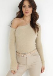 Jasnobeżowy Sweter na Jedno Ramię Yile. Brązowe swetry damskie Born2be, bez wzorów, z jeansu, eleganckie, z asymetrycznym kołnierzem, bez ramiączek, długie, bez kaptura. Za 129.99 zł.