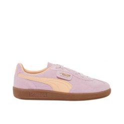 Damskie tenisówki Puma. Czerwone trampki i tenisówki damskie Puma, bez wzorów, z materiału, eleganckie, bez zapięcia. Za 381.30 zł.