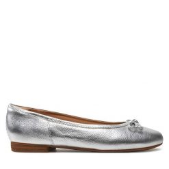 Baleriny Clarks. Szare baleriny damskie Clarks, bez wzorów, bez obcasa. Za 299.99 zł.