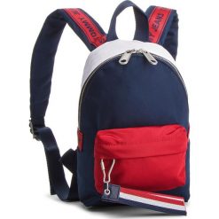 Plecak TOMMY JEANS - Tju Logo Tape Micro Backpack AU0AU00395 901. Plecaki damskie marki Tommy Jeans. Za 349.00 zł.