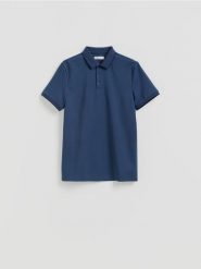 Koszulka polo slim - granatowy. Niebieskie koszulki polo męskie Reserved, l, bez wzorów, z bawełny, bez ramiączek. Za 89.99 zł.