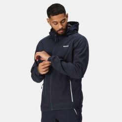 Softshell turystyczny męski Regatta Arec III z kapturem. Niebieskie kurtki męskie Regatta, m, bez wzorów, z softshellu, trekkingowe. Za 109.99 zł.