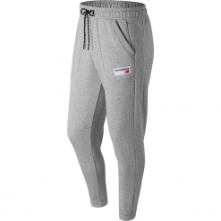 New Balance MP83515AG. Spodnie materiałowe męskie New Balance. W wyprzedaży za 149.99 zł.