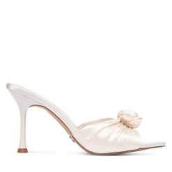 Klapki Aldo. Białe klapki damskie Aldo, bez wzorów, bez obcasa. Za 459.99 zł.