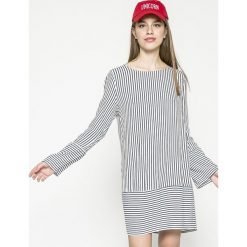 Vila - Sukienka Linetta. Sukienki damskie marki Vila. W wyprzedaży za 79.90 zł.