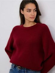 Sweter z wiskozą - karminowy. Czerwone swetry damskie Reserved, l, bez wzorów, z dzianiny, bez kołnierzyka, bez ramiączek, bez kaptura. Za 109.99 zł.