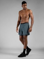 4F Spodenki treningowe szybkoschnące męskie 4F x Robert Lewandowski S. Szare krótkie spodenki sportowe męskie 4f, l, bez wzorów, na fitness i siłownię. W wyprzedaży za 139.99 zł.