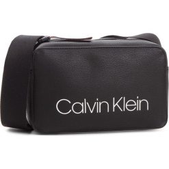 Torebka CALVIN KLEIN - Collegic Small Cross K60K604454 001. Torebki do ręki damskie marki Calvin Klein. W wyprzedaży za 269.00 zł.