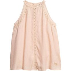 Koszulka turystyczna damska SuperDry Lace Sleeveless High Nech Top. Czerwone koszulki sportowe damskie Superdry., s, bez wzorów, z wiskozy, bez kołnierzyka, bez ramiączek. W wyprzedaży za 207.65 zł.