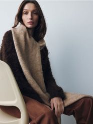 Szal z domieszką wełny i alpaki - brązowy. Brązowe szaliki i chusty damskie Reserved, bez wzorów, z wełny. W wyprzedaży za 59.99 zł.