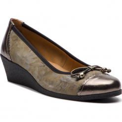 Półbuty CAPRICE - 9-22351-21 Khaki Flowe.Co 791. Zielone półbuty damskie Caprice, z materiału. W wyprzedaży za 169.00 zł.