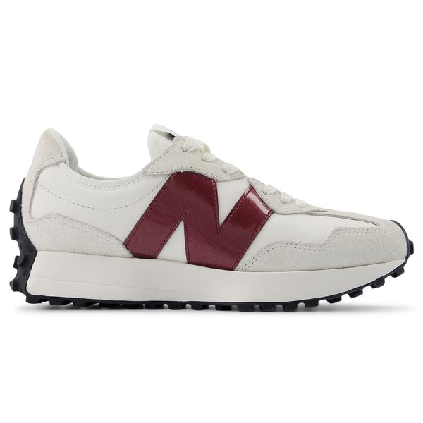 Buty damskie New Balance WS327JWC – białe. Białe obuwie sportowe damskie New Balance, bez wzorów, z dresówki. Za 549.99 zł.