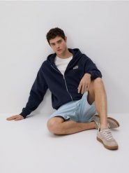 Bluza z nadrukiem na plecach - granatowy. Niebieskie bluzy męskie Reserved, l, bez wzorów, z bawełny, bez kaptura. Za 139.99 zł.