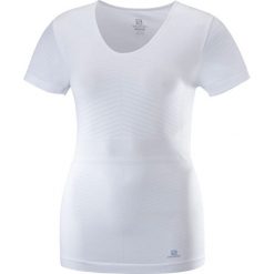 Koszulka turystyczna damska Salomon Elevate Move On Tee. Białe koszulki sportowe damskie Salomon, bez wzorów, z elastanu, bez kołnierzyka, bez ramiączek. Za 123.05 zł.