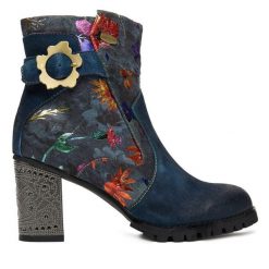 Botki Laura Vita. Czarne botki damskie Laura Vita, bez obcasa, na słupku, bez zapięcia. Za 429.99 zł.