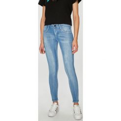 Tally Weijl - Jeansy. Jeansy damskie marki TALLY WEIJL. W wyprzedaży za 99.90 zł.