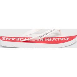Calvin Klein Jeans - Japonki. Białe klapki męskie marki Calvin Klein Jeans, z jeansu. Za 169.90 zł.