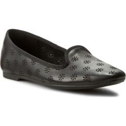 Lordsy CLARKS - Chia Moon 261255464 Blk Interest Lea. Czarne mokasyny damskie marki Clarks, ze skóry. W wyprzedaży za 219.00 zł.