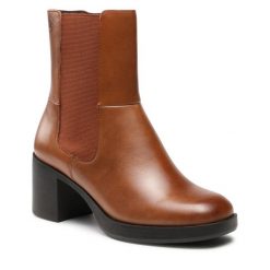 Botki Caprice. Brązowe botki damskie Caprice, bez obcasa, na słupku, bez zapięcia. Za 429.99 zł.