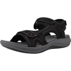 Sandały CLARKS MIRA BAY Czarny. Czarne sandały damskie Clarks, bez wzorów, z tkaniny, bez obcasa, bez zapięcia. Za 152.99 zł.