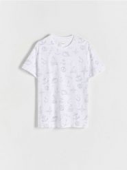 T-shirt regular z nadrukiem - biały. Białe t-shirty męskie Reserved, l, bez wzorów, z bawełny, bez kołnierzyka. W wyprzedaży za 39.99 zł.