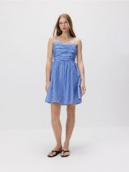 Sukienka mini - niebieski. Niebieskie sukienki damskie Reserved, l, bez wzorów, z tkaniny, bez kołnierzyka, bez ramiączek, mini, rozkloszowane. W wyprzedaży za 49.99 zł.