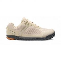 Buty trekkingowe damskie Xero Shoes SBKWFOGG. Brązowe obuwie sportowe damskie XERO SHOES, trekkingowe. Za 615.00 zł.