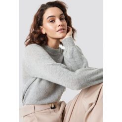 Moves Sweter Savea - Grey. Szare swetry damskie Moves, z dzianiny, z okrągłym kołnierzem. Za 242.95 zł.