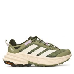Trekkingi adidas. Zielone obuwie sportowe damskie Adidas, trekkingowe, gore-tex. Za 649.99 zł.