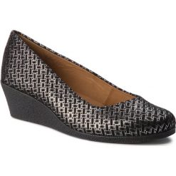 Półbuty CAPRICE - 9-22318-21 Blk/Silv.Woven 093. Czarne półbuty damskie Caprice, z materiału. Za 229.90 zł.