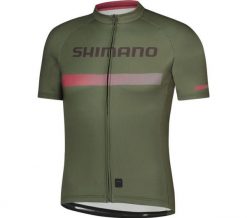 Koszulka z krótkim rękawem LOGO, ciepły oliwkowy. Fioletowe koszulki sportowe męskie Shimano, na lato, s, bez wzorów, z materiału, bez kołnierzyka, bez ramiączek, rowerowe. Za 214.15 zł.