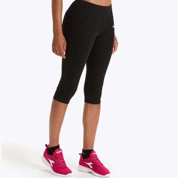 Legginsy damskie DIADORA L. 3/4 TIGHTS BE ONE. Czarne bielizna termoaktywna damska Diadora, l, bez wzorów. Za 39.99 zł.