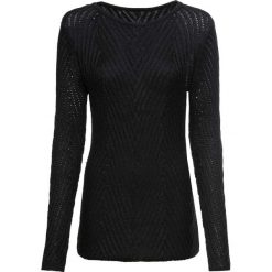Sweter z połyskującej przędzy bonprix czarny. Czarne swetry damskie bonprix, bez wzorów, bez kołnierzyka, bez ramiączek, bez kaptura. Za 99.99 zł.