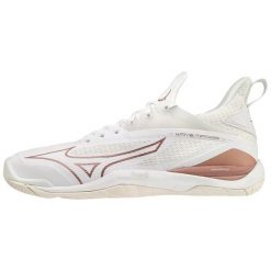 Damskie buty halowe Mizuno Wave Mirage 4. Białe obuwie sportowe damskie Mizuno, bez wzorów, do biegania, mizuno wave. Za 319.99 zł.