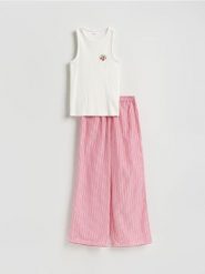 Dwuczęściowa piżama z haftem - czerwony. Czerwone piżamy damskie Reserved, l, bez wzorów, z bawełny, bez ramiączek. Za 129.99 zł.