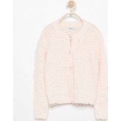 Sweter z ozdobnymi guzikami - Różowy. Swetry dla dziewczynek Reserved. W wyprzedaży za 19.99 zł.