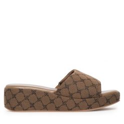 Klapki Nine West. Brązowe klapki damskie Nine West, bez wzorów, bez obcasa. Za 179.99 zł.