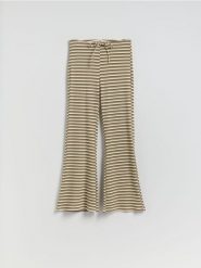 Spodnie w paski - wielobarwny. Spodnie materiałowe damskie Reserved, l, bez wzorów, z bawełny. Za 89.99 zł.